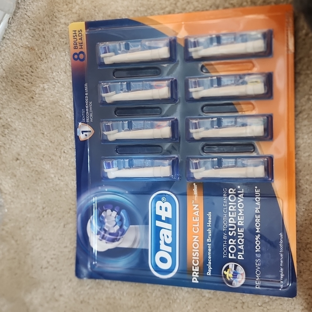 Oral B